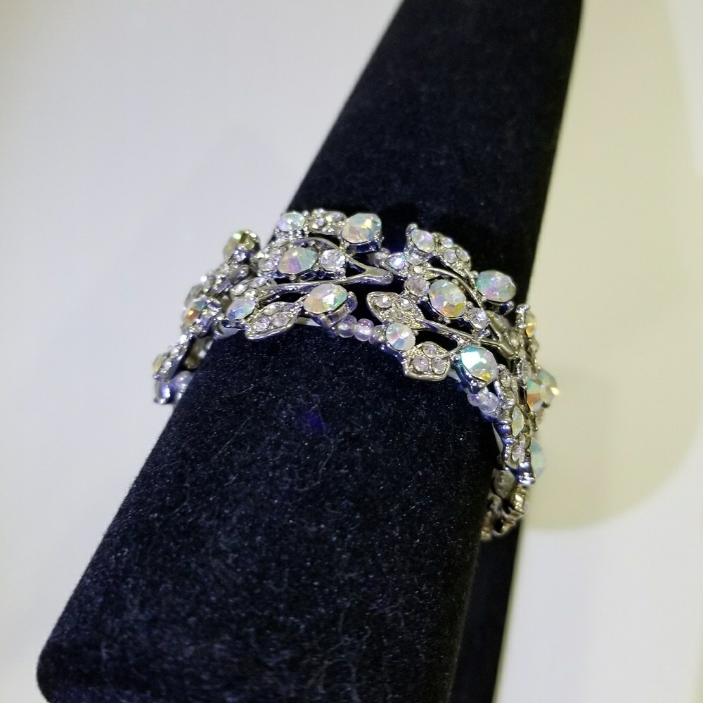 Austrian Crystal Lattice Iridescent Bracelet Brand New